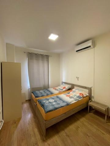 R&K Hostel 斯科普里 外观 照片